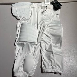 NEW Nike Dri Fit Youth Kids Boys Padded Football Shorts White Size XXL NWT